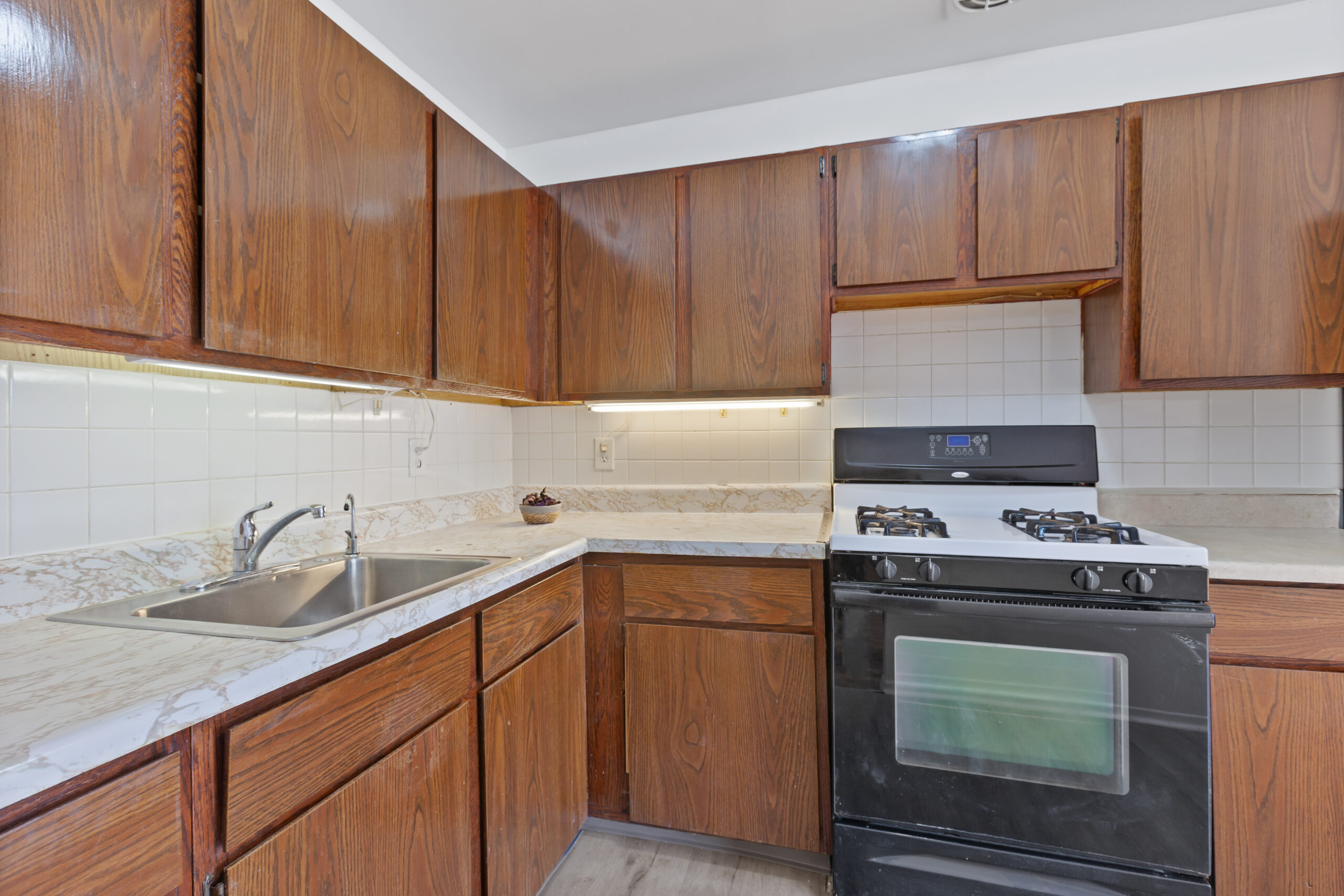 1102 West Saint Georges Ave Kitchen 1