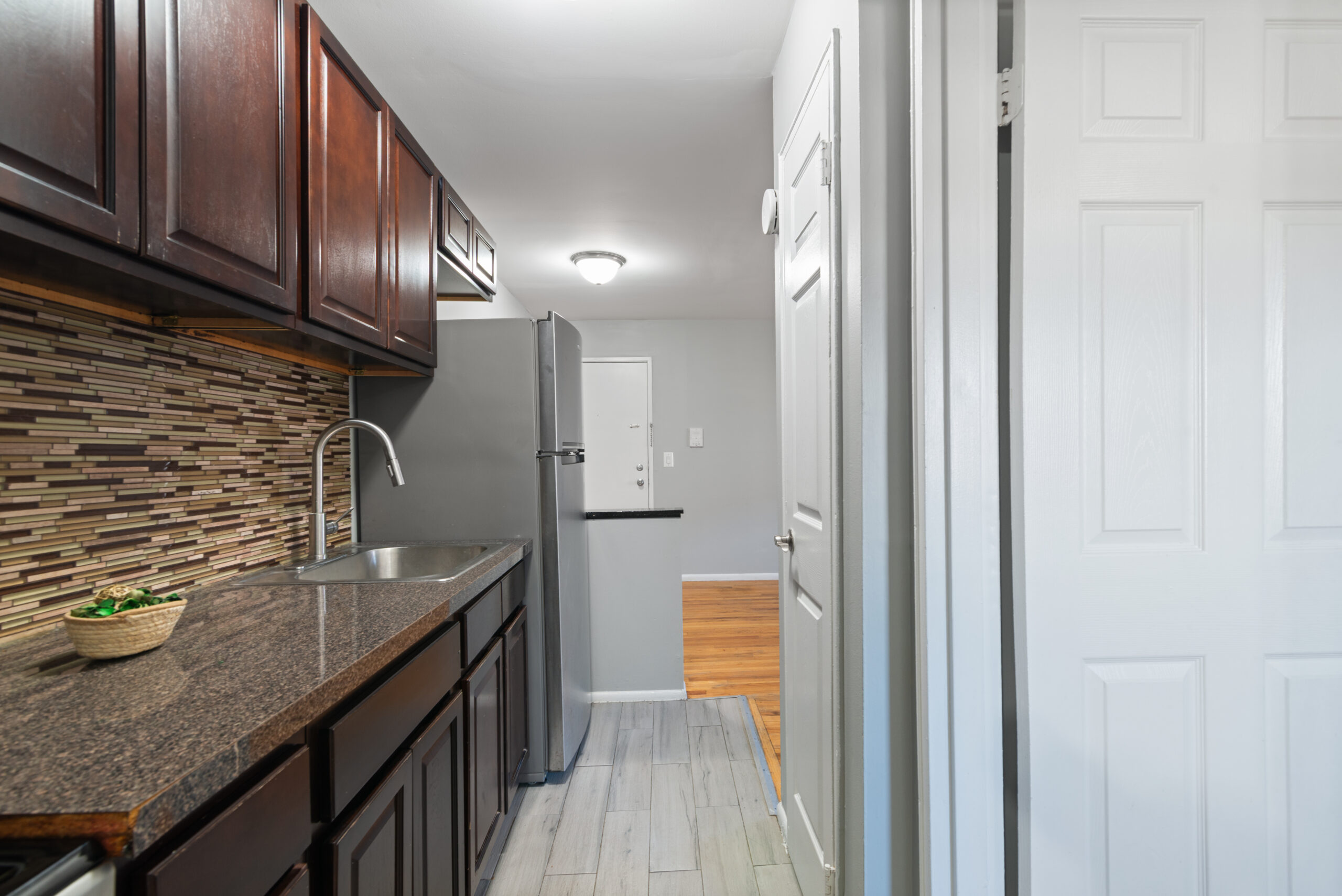 Elizabeth Ave. Apartments Kitchen 1