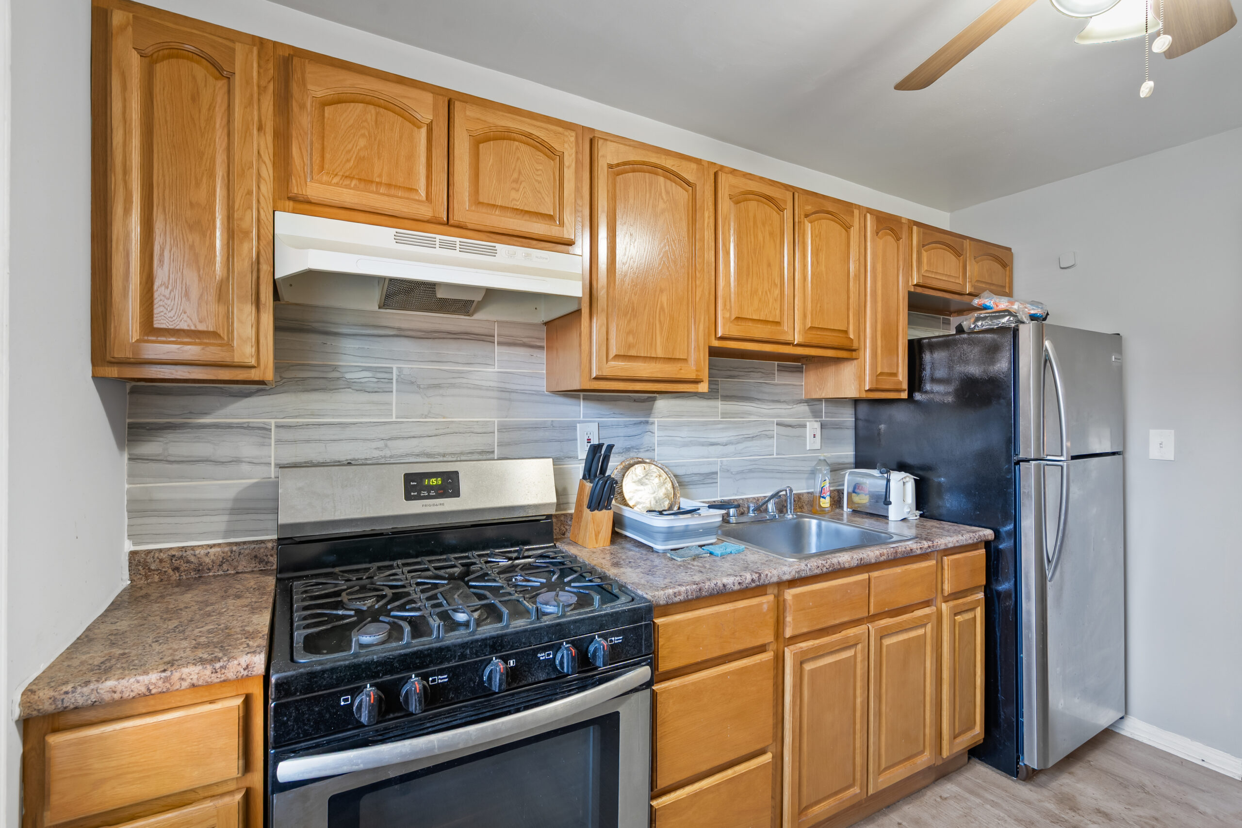 Sandee Apartments Kitchen